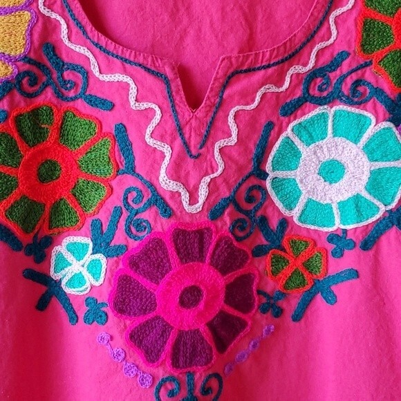 VINTAGE Hot Pink Chainstitch Embroidered Floral Clap Sleeve Shirt Large - Picture 2 of 9